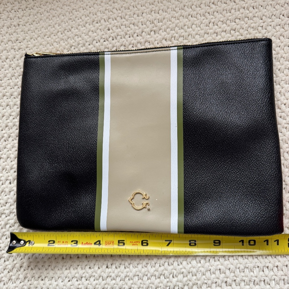C.Wonder Pouch